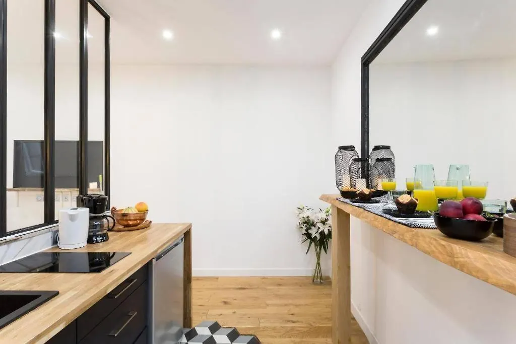 Architect S Designer Studio Walking Distance To The Eiffel Tower Lägenhet Paris