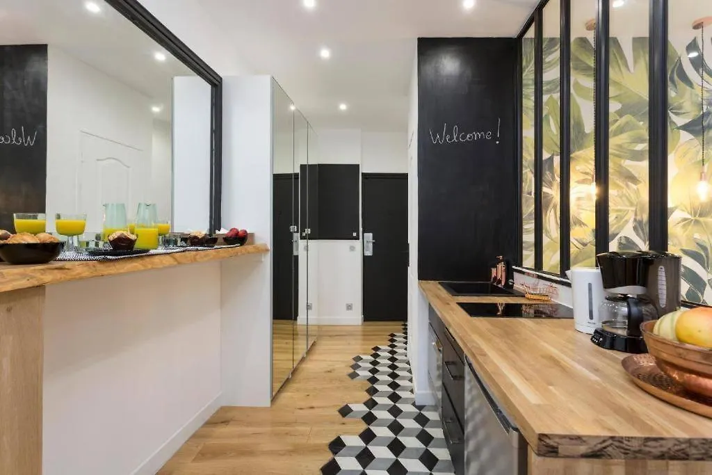 Architect S Designer Studio Walking Distance To The Eiffel Tower Lägenhet Paris